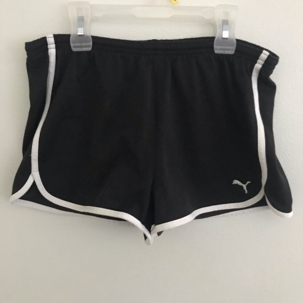 PUMA Shorts Size Large